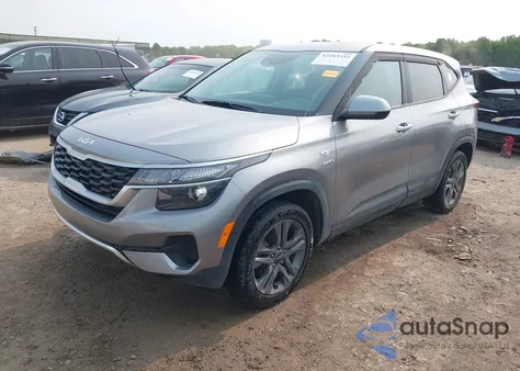 2022 Kia Seltos Lx z USA, uszkodzony, nr VIN KNDEPCAA4N7323976